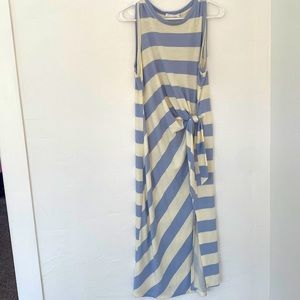 All in Favor dress size M